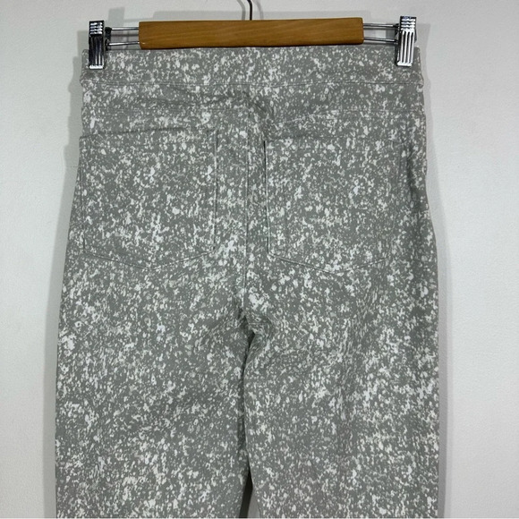 NWT Spanx Jean-ish Legging in Speckled Gray - Picture 11 of 12